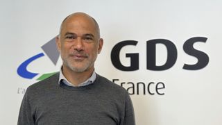 « La désinsectisation a une utilité ponctuelle, mais elle ne doit pas être considérée comme un unique moyen de lutte contre la MHE. C’est plutôt en intégrant les différents moyens disponibles que sont la biosécurité, l’immunité des animaux ou la conduite d’élevage, avec peut-être demain la sélection génétique d’animaux résistants, qu’il faut envisager cette dernière », selon David Ngwa-Mbot, vétérinaire conseil chez GDS France